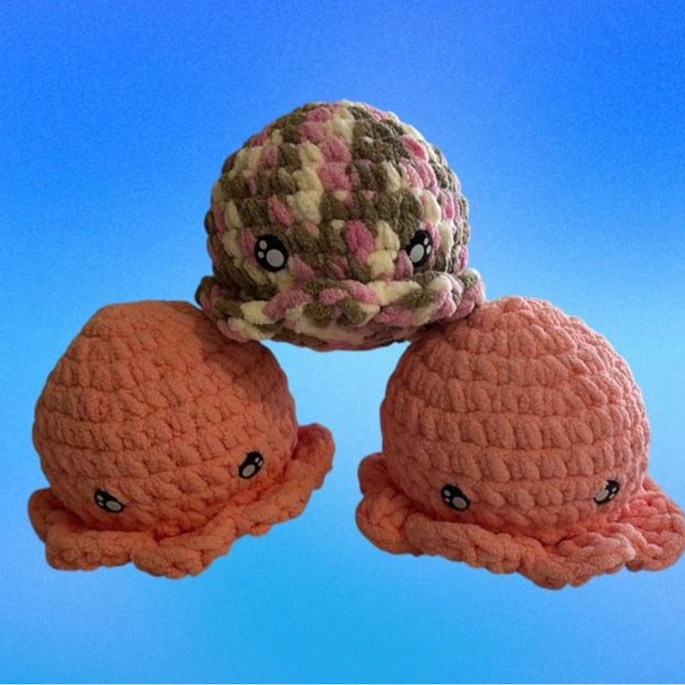 Crochet plush octopus set of 3